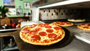 Lire la suite à propos de l’article Comment obtenir une pizza parfaite à chaque fois ? Un guide pour choisir le bon four à pizza électrique
