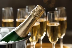 Lire la suite à propos de l’article Comment choisir un bon champagne pour vos célébrations spéciales ?